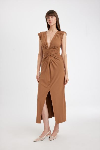 Robe longue sans manches à Col en V