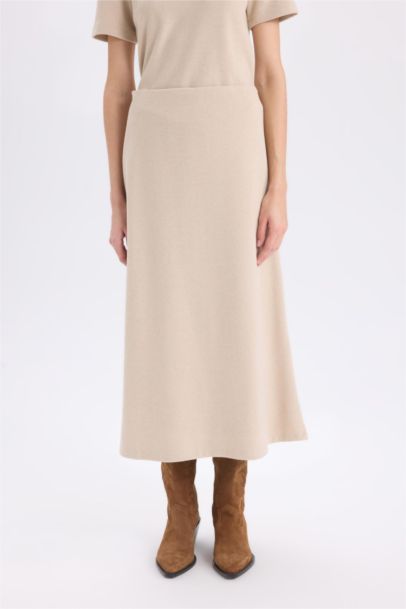 A Kesim Beli Lastikli Basic Düz Normal Bel Maxi Etek