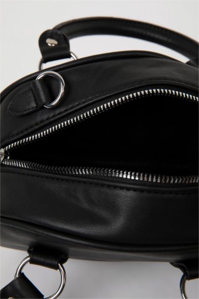 Woman Faux Leather Shoulder Bag