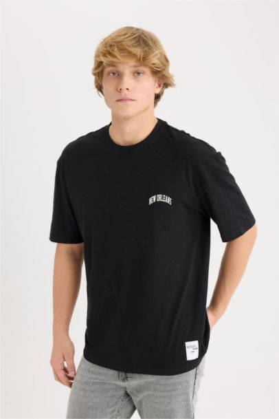 تيشيرت قطن أوفر سايز نص كم برقبة مستديرة