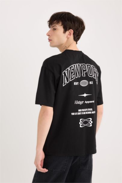 تيشيرت قطن نص كم اوفر سايز بطبعة من الخلف