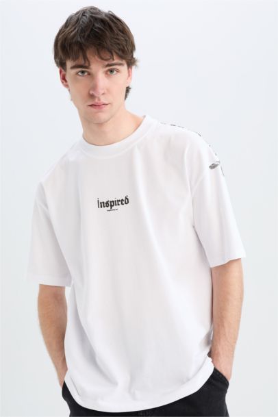 %100 Pamuk Oversize Geniş Kalıp Bisiklet Yaka Sırt Baskılı Kısa Kollu Tişört