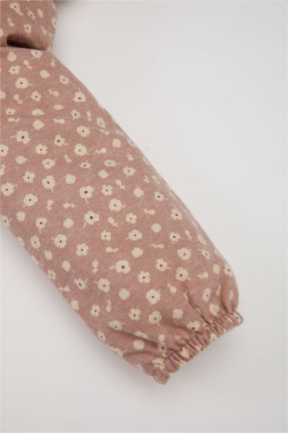 فستان بنقشة الزهور الفانيلا برقبة بيبي