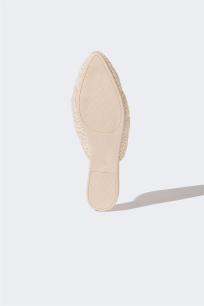Woman Flat Sole Slip On Slippers