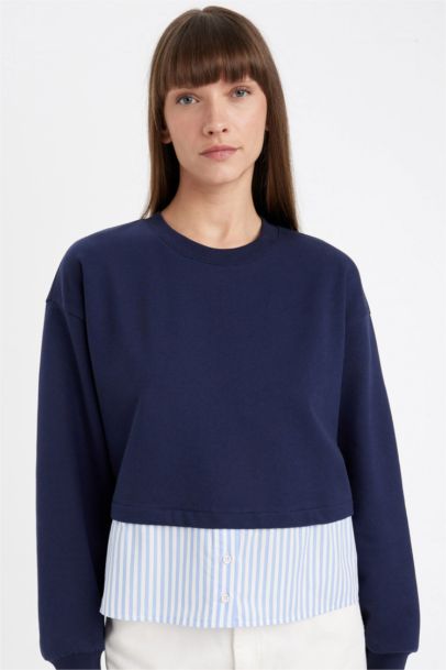 Relax Fit Crew Neck Hem Detailed Basic Sweatshirt