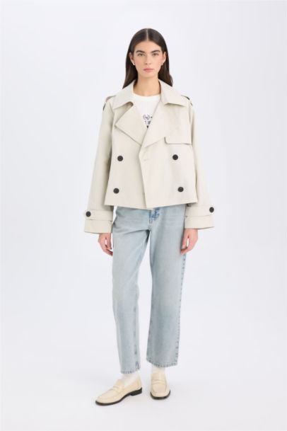 Regular Fit  Kısa Trençkot Smokin Yaka Düğmeli Cepli Apoletli