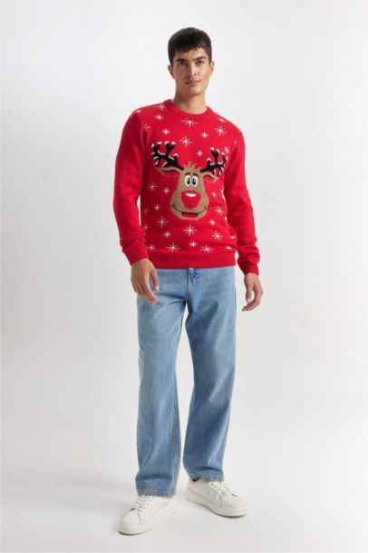 Red Standard Fit Crew Neck New Year Themed Knitwear Pullover