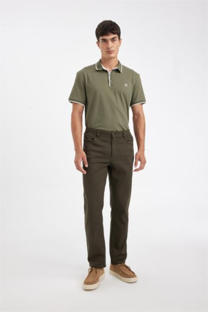 T-Shirt Polo en Piqué coupe régulière à Manches Courtes