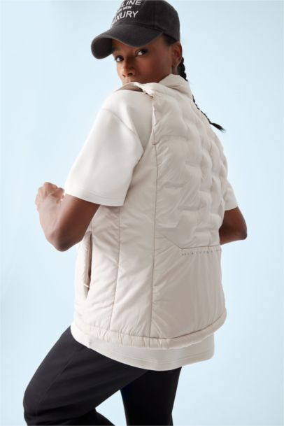 DeFactoFit Stand Collar Zippered Waterproof Sports Puffer Vest