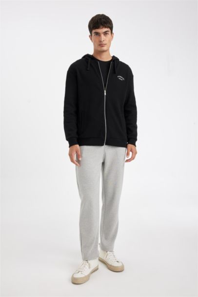 Штаны приталенного кроя