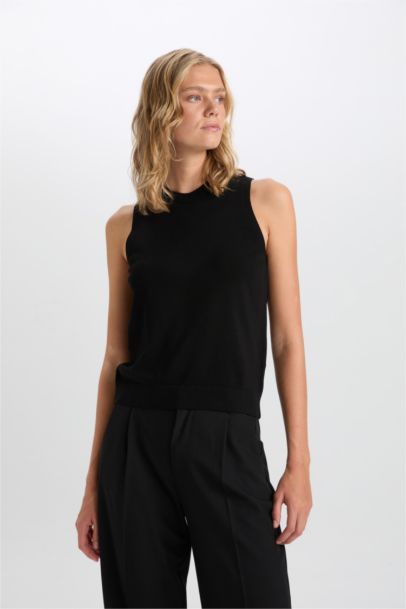 Pull sans manches slim basique en tricot à col rond