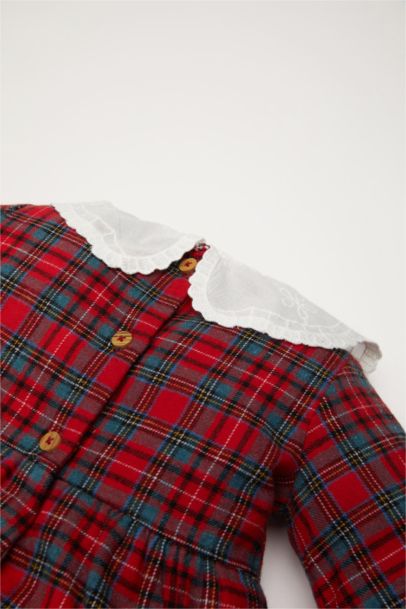 فستان كاروهات فلانيل قصة عادية بياقة بالدانتيل