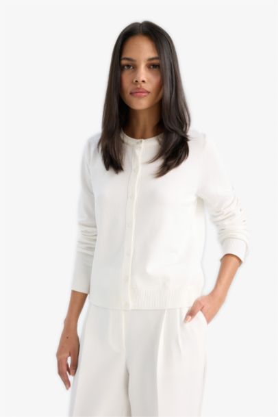 Pull Cardigan tricot basique boutonné Coupe régulière