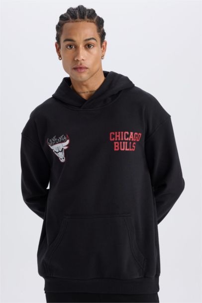 NBA Chicago Bulls Boxy Fit Kapüşonlu Sırt Baskıllı Kalın Sweatshirt