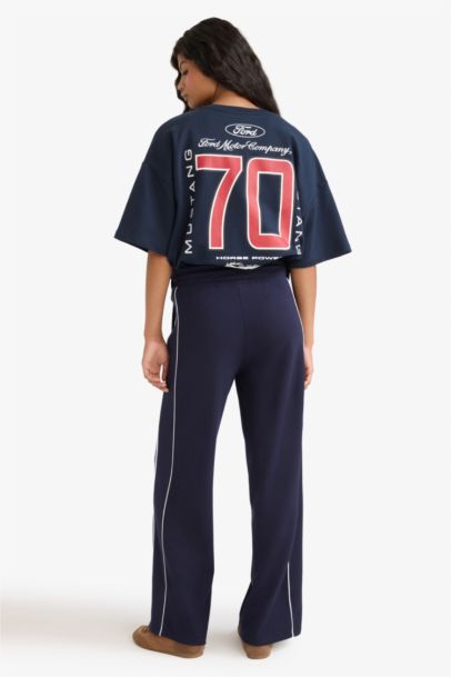 Straight Fit Sweatpants