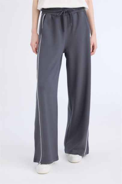 Straight Fit Pocketed Long Length Sweatpants
