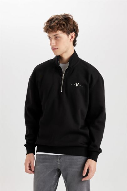 Vıkıngs Boxy Fıt Dik Yaka Baskılı Sweatshirt