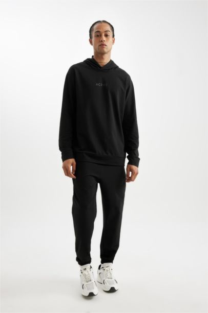 Standard Fit Jogger Sweatpants