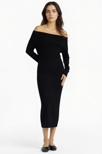 Платье с длинными рукавами и открытыми плечами Fitted Ribana Midi