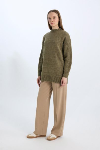 Pantalon basique en crêpe à taille élastique Coupe relax