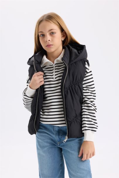 Su Geçirmez Kapüşonlu Fermuarlı Şişme Yelek Kız Çocuk