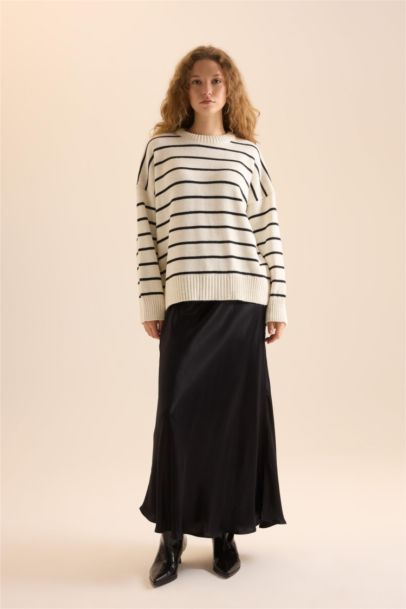 A Kesim Normal Bel Saten Maxi Etek