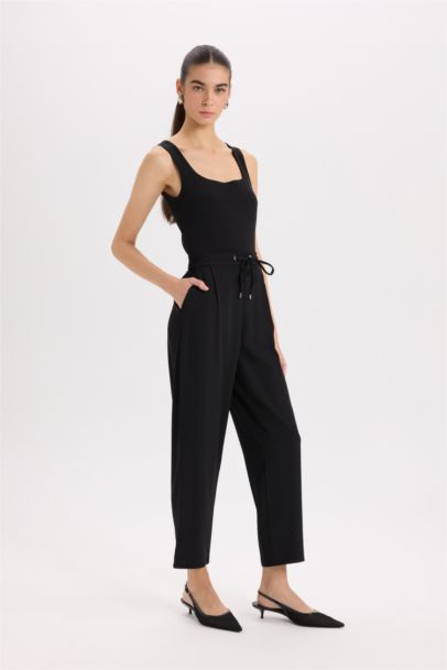 Pantalon classique court avec poches