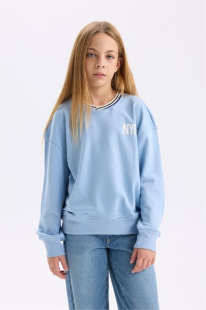 Girl Relax Fit V Neck Sweatshirt