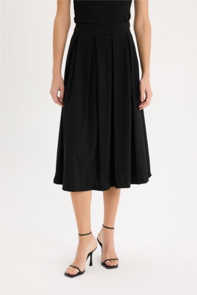 Pleated Flexible Waisted Basic Black Midi Skirt