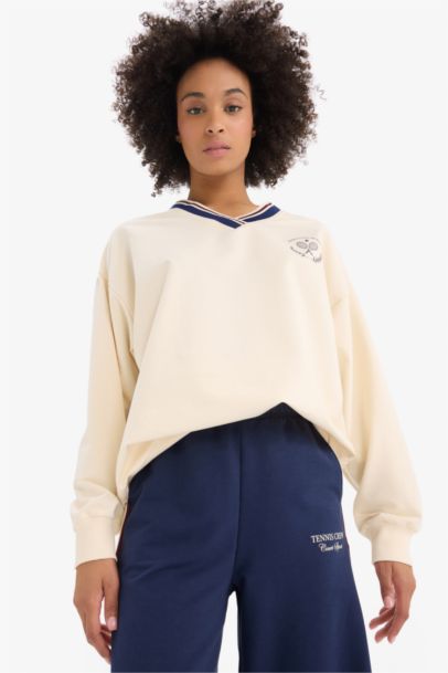 DeFactoFit Oversize Fit V Neck Printed Sports Sweatshirt