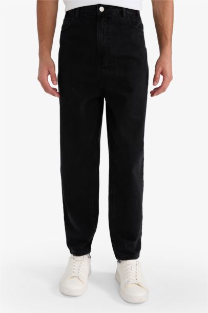 Джинсы Balloon Fit с широкими штанинами