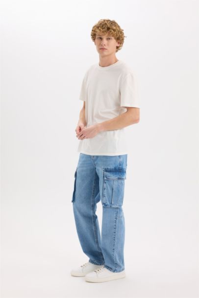 Джинсы Relax Fit с широкими штанинами