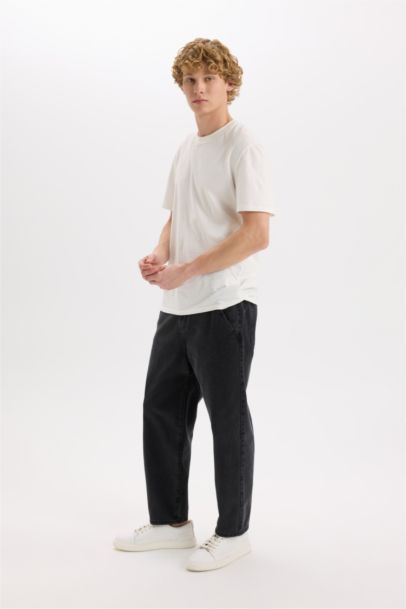 بنطلون جينز قصة مريحة فضفاضة برجل واسع وايد ليج