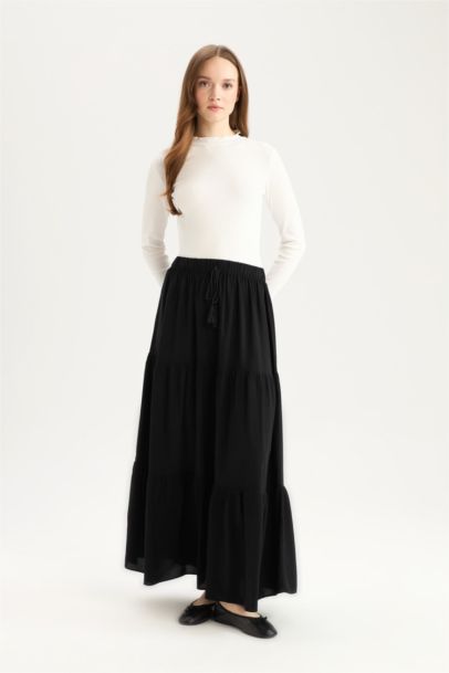 Beli Bağcıklı Viskon Maxi Etek