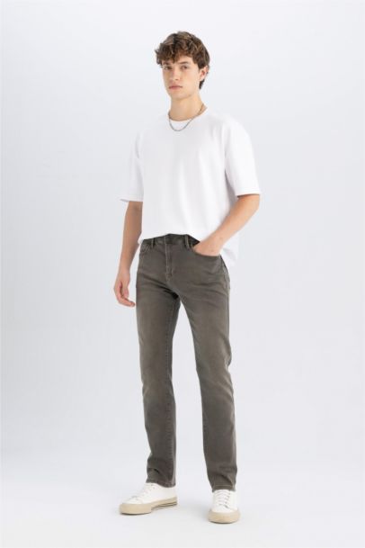 بنطلون جينز سيرجيو قصة عادية بخصر عادي