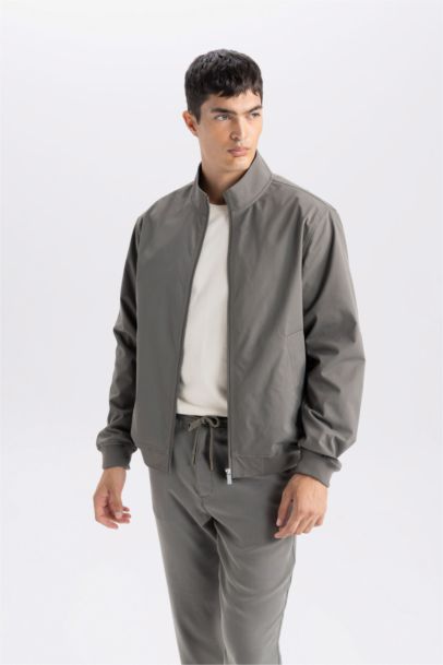 Slim Fit Stand Collar Zippered Jacket