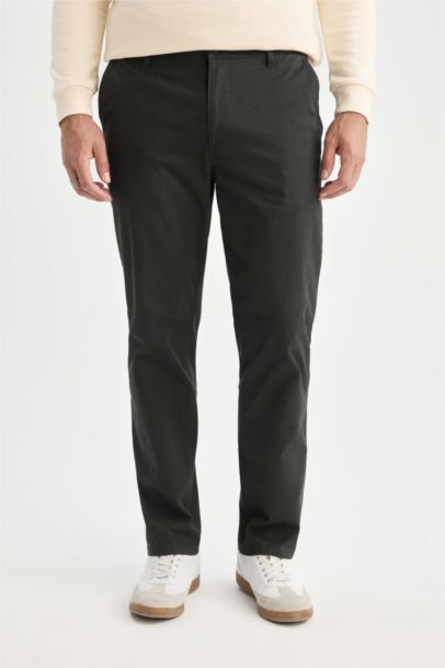 بنطلون سادة تشينو برجل عادي