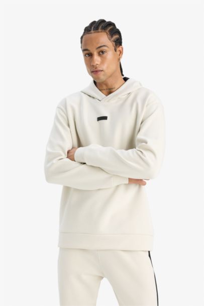 سويت شيرت قصة عادية بغطاء للرأس