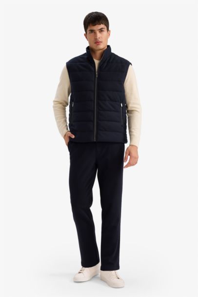 Slım Fıt Dik Yaka Astarlı Fermuarlı Yelek