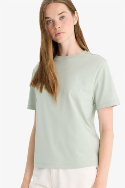 Woman Short Sleeve T-Shirt