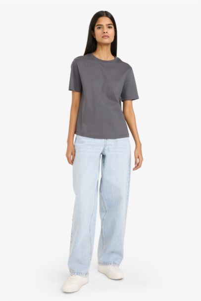 Regular Fit дөңгелек жағалы қысқа жеңді футболка