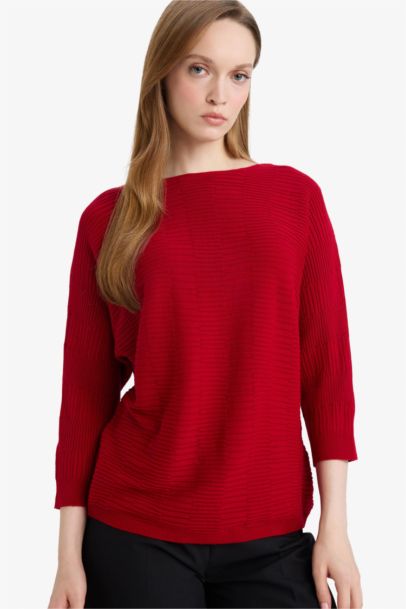 Boat Neck Knit Pullover