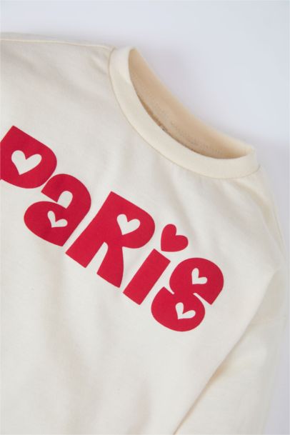 تيشيرت بنات بكم طويل مطبوع برقبة مستديرة