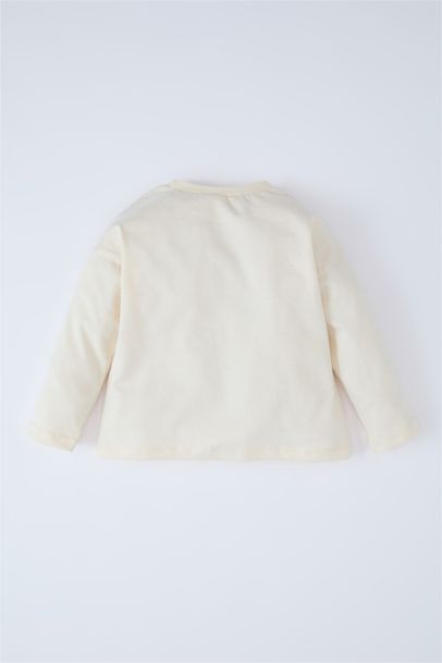 تيشيرت بنات بكم طويل مطبوع برقبة مستديرة