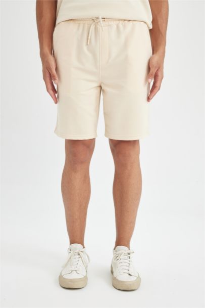 شورت قصة عادية