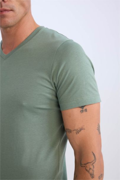 New Regular Fit V-Neck Short Sleeve T-Shirt