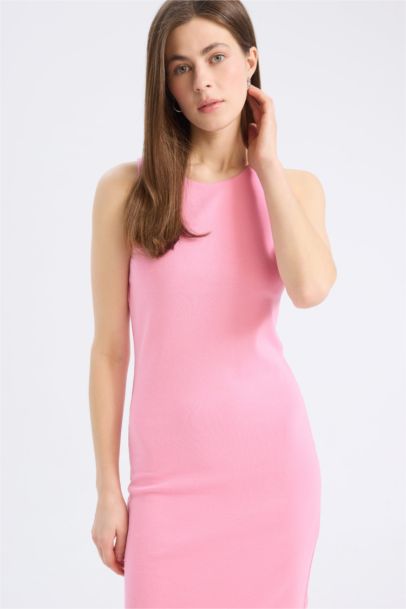 فستان ميدي كت مضلع بوديكون بياخة مدورة