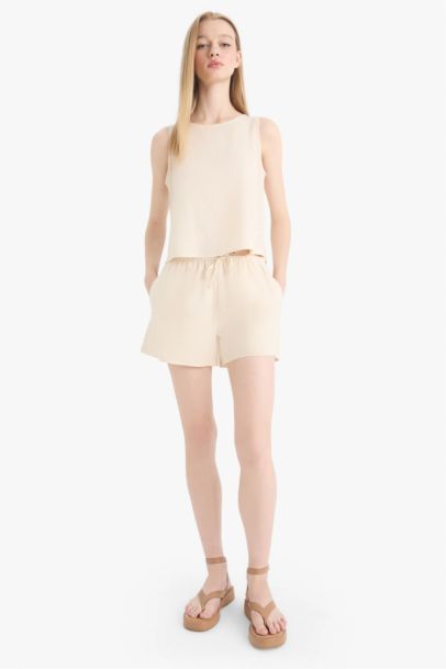 Regular Fit Linen Blended Normal Waist Short Leg Shorts