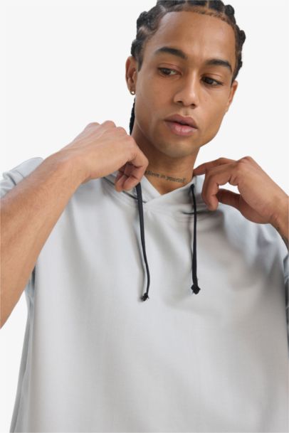 DeFactoFit Standard Fit Hooded Printed Sports T-Shirt