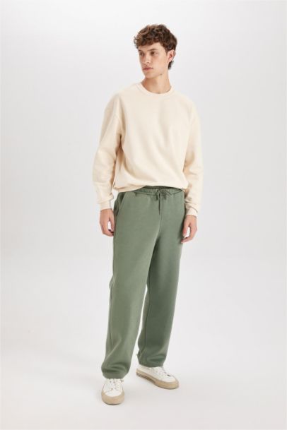 Штаны свободного кроя из плотной ткани